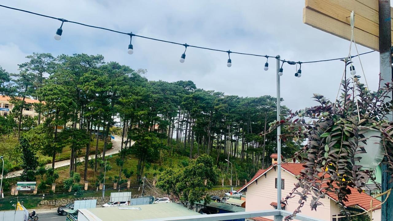 Dalat Stream Hotel-Khach San Dep Da Lat Exterior photo